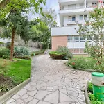 Cosy Apartment Saint Fargeau Gambetta 4