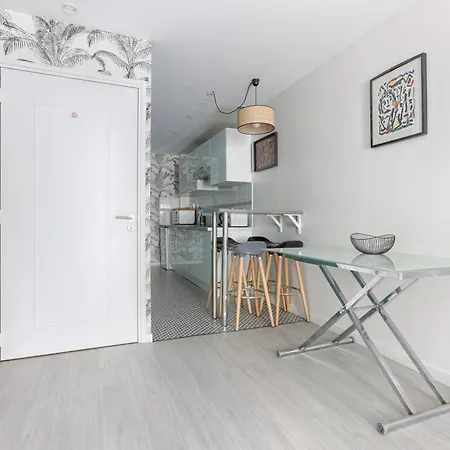 Cosy Saint Fargeau Gambetta 4 * Parigi